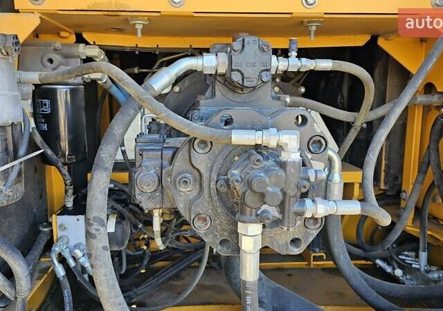 ЖЦБ JS 370, объемом двигателя 0 л и пробегом 9 тыс. км за 120000 $, фото 13 на Automoto.ua