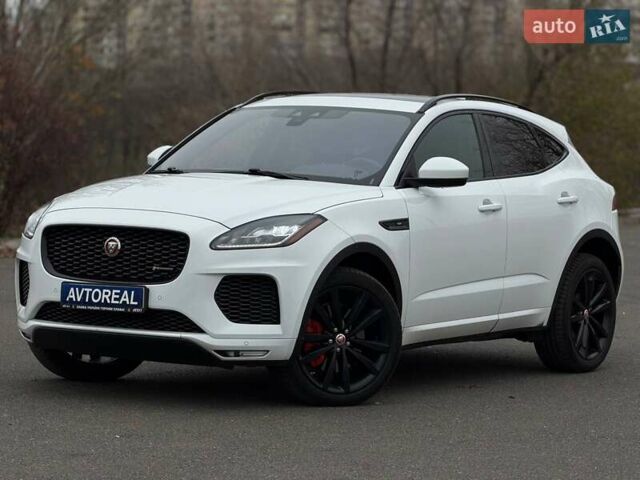 Белый Ягуар E-Pace, объемом двигателя 2 л и пробегом 120 тыс. км за 25500 $, фото 1 на Automoto.ua