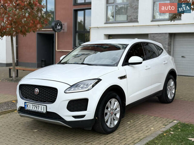Білий Ягуар E-Pace, об'ємом двигуна 2 л та пробігом 145 тис. км за 28300 $, фото 1 на Automoto.ua