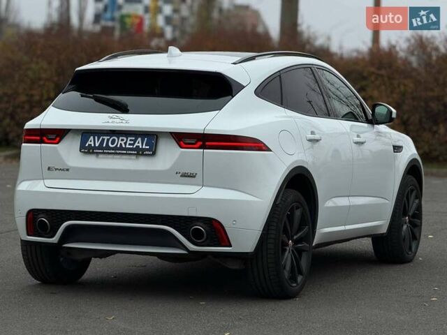 Белый Ягуар E-Pace, объемом двигателя 2 л и пробегом 120 тыс. км за 25500 $, фото 20 на Automoto.ua