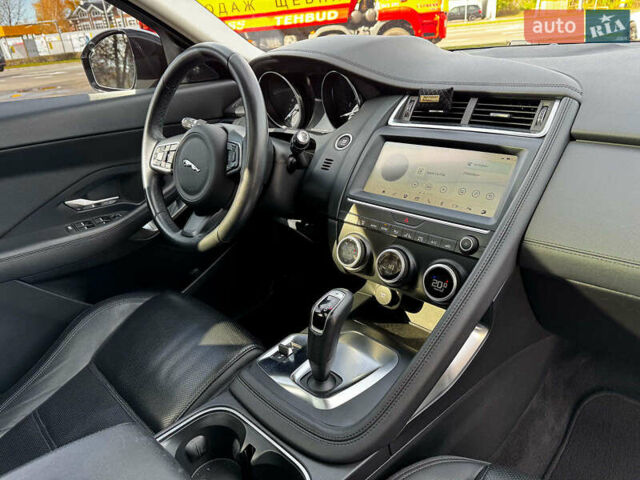 Білий Ягуар E-Pace, об'ємом двигуна 2 л та пробігом 59 тис. км за 28490 $, фото 30 на Automoto.ua