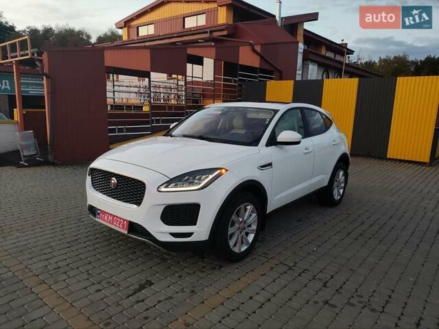 Белый Ягуар E-Pace, объемом двигателя 2 л и пробегом 117 тыс. км за 18850 $, фото 2 на Automoto.ua