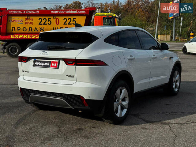 Білий Ягуар E-Pace, об'ємом двигуна 2 л та пробігом 59 тис. км за 28490 $, фото 5 на Automoto.ua