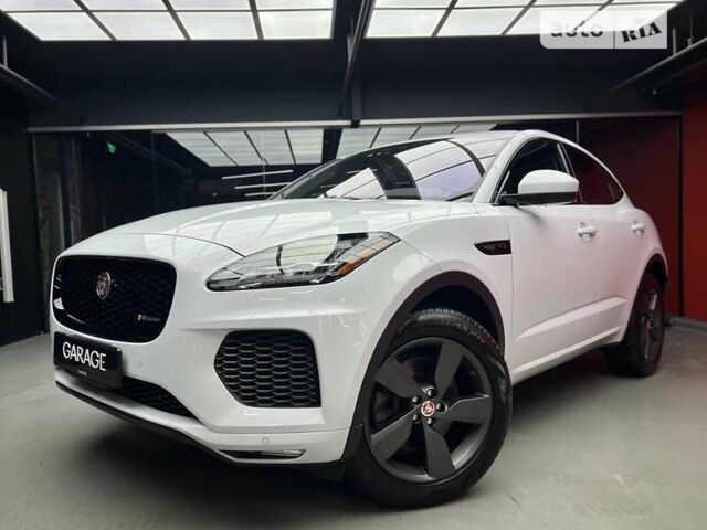 Білий Ягуар E-Pace, об'ємом двигуна 2 л та пробігом 33 тис. км за 33500 $, фото 4 на Automoto.ua