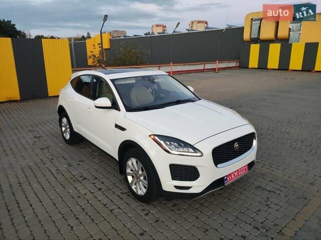 Белый Ягуар E-Pace, объемом двигателя 2 л и пробегом 117 тыс. км за 18850 $, фото 6 на Automoto.ua