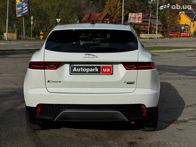 Белый Ягуар E-Pace, объемом двигателя 2 л и пробегом 59 тыс. км за 28490 $, фото 6 на Automoto.ua