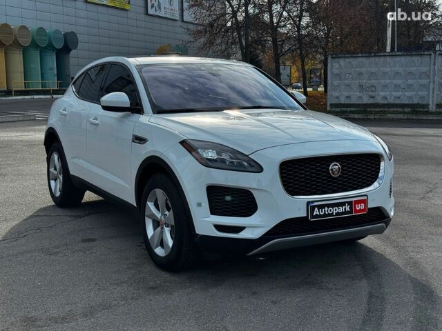 Белый Ягуар E-Pace, объемом двигателя 2 л и пробегом 59 тыс. км за 28490 $, фото 2 на Automoto.ua