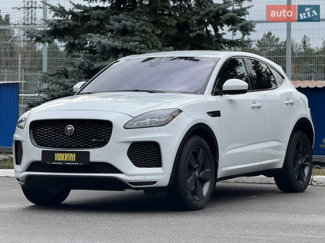 Белый Ягуар E-Pace, объемом двигателя 2 л и пробегом 38 тыс. км за 21500 $, фото 2 на Automoto.ua