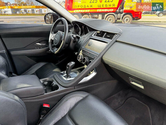Білий Ягуар E-Pace, об'ємом двигуна 2 л та пробігом 59 тис. км за 28490 $, фото 29 на Automoto.ua