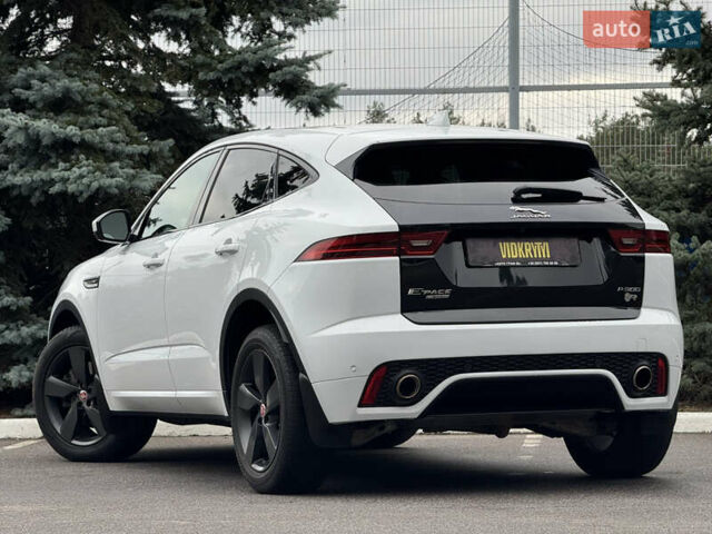 Белый Ягуар E-Pace, объемом двигателя 2 л и пробегом 38 тыс. км за 21500 $, фото 16 на Automoto.ua