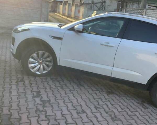 Білий Ягуар E-Pace, об'ємом двигуна 2 л та пробігом 35 тис. км за 29000 $, фото 22 на Automoto.ua