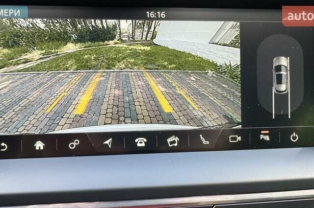 Белый Ягуар E-Pace, объемом двигателя 2 л и пробегом 57 тыс. км за 33900 $, фото 53 на Automoto.ua