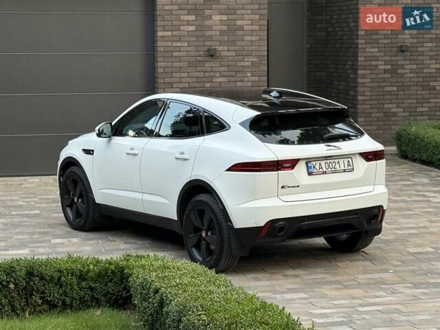 Білий Ягуар E-Pace, об'ємом двигуна 2 л та пробігом 59 тис. км за 35700 $, фото 6 на Automoto.ua