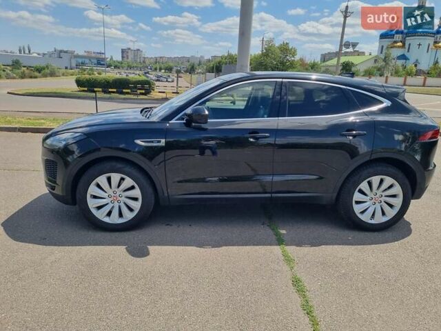 Черный Ягуар E-Pace, объемом двигателя 2 л и пробегом 51 тыс. км за 24000 $, фото 1 на Automoto.ua