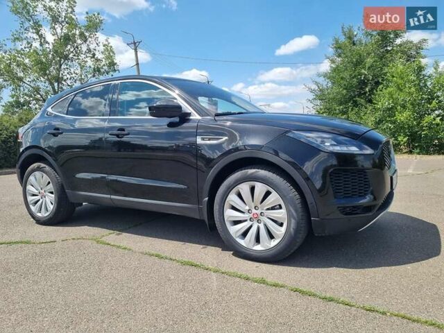 Черный Ягуар E-Pace, объемом двигателя 2 л и пробегом 51 тыс. км за 24000 $, фото 3 на Automoto.ua