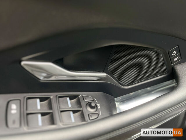 Ягуар E-Pace 2018 в Мукачеве на Automoto.ua Черный Ягуар E-Pace, объемом двигателя 2 л и пробегом 124 тыс. км за 33000 $, фото 8 на Automoto.ua