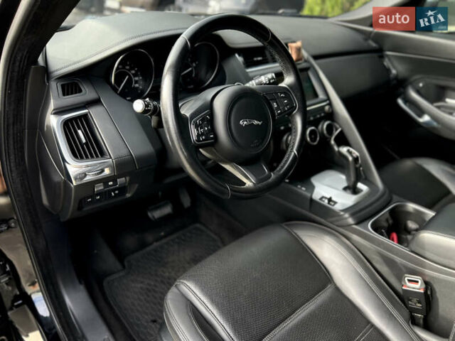 Черный Ягуар E-Pace, объемом двигателя 2 л и пробегом 159 тыс. км за 19900 $, фото 24 на Automoto.ua