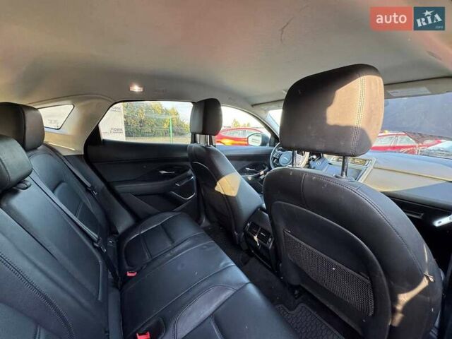 Черный Ягуар E-Pace, объемом двигателя 2 л и пробегом 127 тыс. км за 13200 $, фото 11 на Automoto.ua
