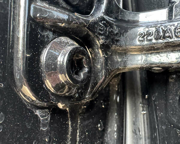 Чорний Ягуар E-Pace, об'ємом двигуна 2 л та пробігом 102 тис. км за 31500 $, фото 20 на Automoto.ua