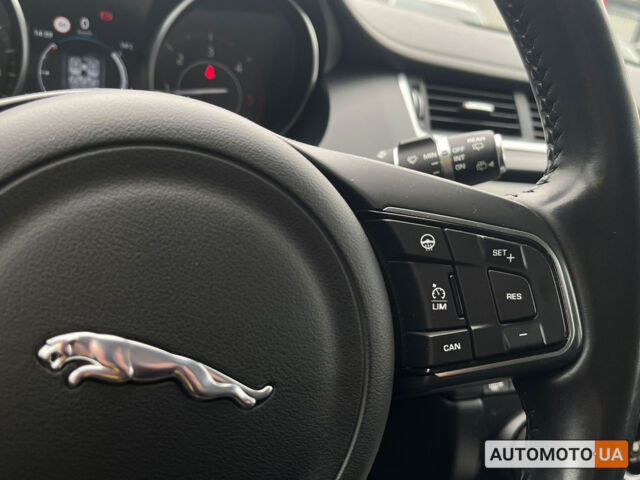 Ягуар E-Pace 2018 в Мукачеве на Automoto.ua Черный Ягуар E-Pace, объемом двигателя 2 л и пробегом 124 тыс. км за 33000 $, фото 12 на Automoto.ua