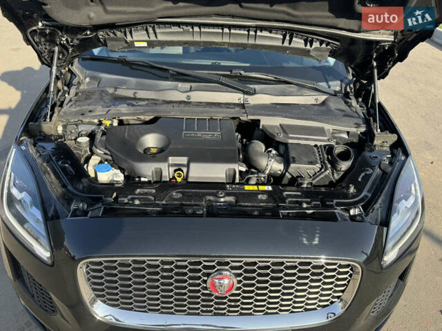 Чорний Ягуар E-Pace, об'ємом двигуна 2 л та пробігом 102 тис. км за 31500 $, фото 7 на Automoto.ua