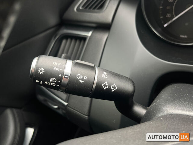 Ягуар E-Pace 2018 в Мукачеве на Automoto.ua Черный Ягуар E-Pace, объемом двигателя 2 л и пробегом 124 тыс. км за 33000 $, фото 13 на Automoto.ua