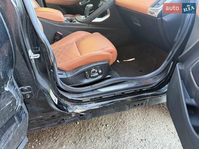 Черный Ягуар E-Pace, объемом двигателя 2 л и пробегом 18 тыс. км за 14300 $, фото 21 на Automoto.ua