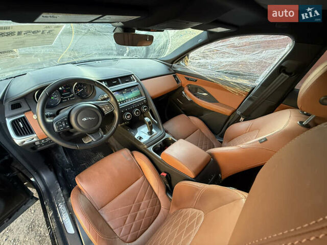 Черный Ягуар E-Pace, объемом двигателя 2 л и пробегом 18 тыс. км за 14300 $, фото 37 на Automoto.ua