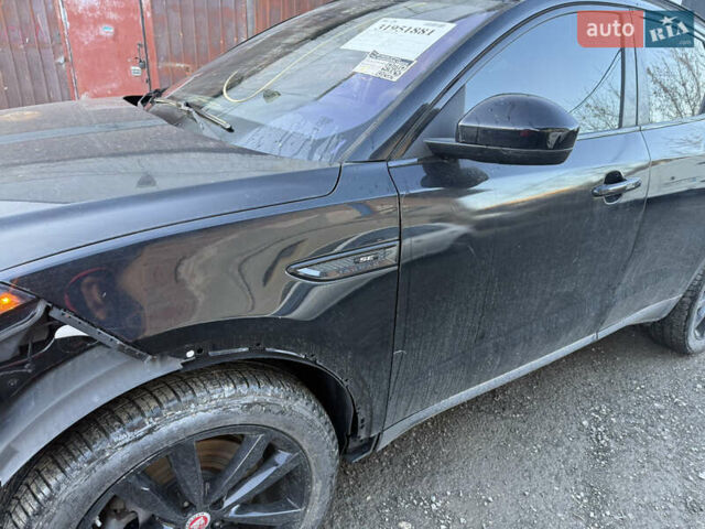 Черный Ягуар E-Pace, объемом двигателя 2 л и пробегом 18 тыс. км за 14300 $, фото 18 на Automoto.ua