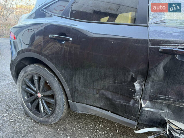 Черный Ягуар E-Pace, объемом двигателя 2 л и пробегом 18 тыс. км за 14300 $, фото 14 на Automoto.ua