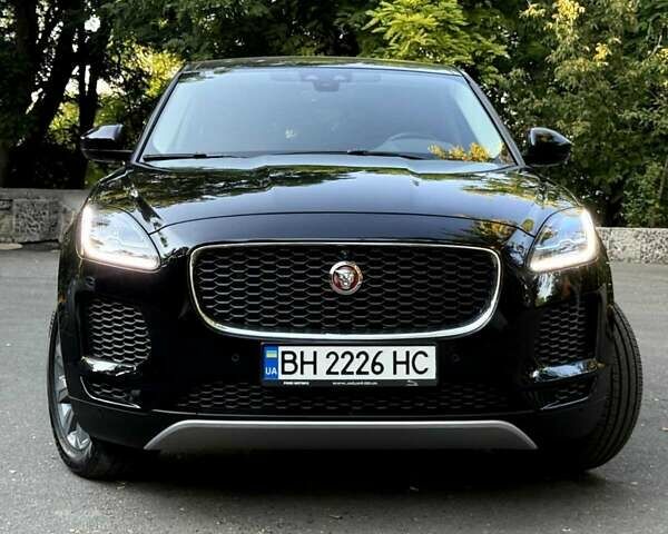 Черный Ягуар E-Pace, объемом двигателя 2 л и пробегом 60 тыс. км за 35000 $, фото 1 на Automoto.ua