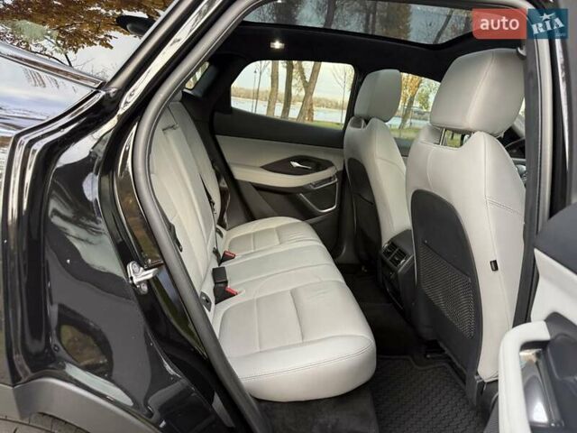Черный Ягуар E-Pace, объемом двигателя 2 л и пробегом 38 тыс. км за 35500 $, фото 37 на Automoto.ua