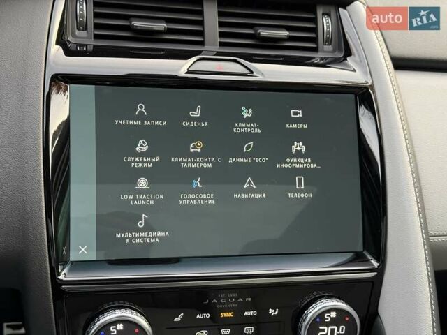 Черный Ягуар E-Pace, объемом двигателя 2 л и пробегом 38 тыс. км за 35500 $, фото 47 на Automoto.ua