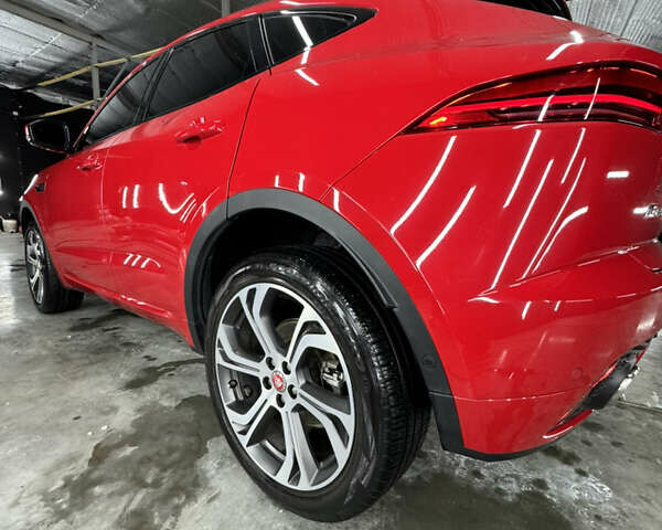 Червоний Ягуар E-Pace, об'ємом двигуна 2 л та пробігом 42 тис. км за 29800 $, фото 10 на Automoto.ua