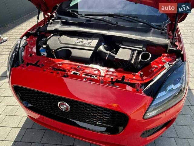 Червоний Ягуар E-Pace, об'ємом двигуна 2 л та пробігом 123 тис. км за 26300 $, фото 47 на Automoto.ua