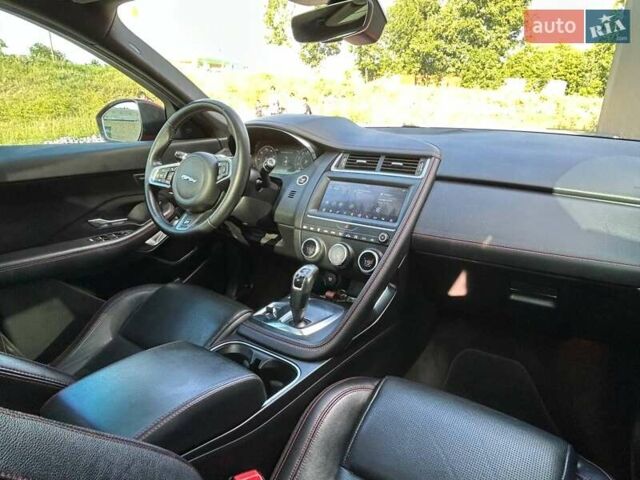 Червоний Ягуар E-Pace, об'ємом двигуна 2 л та пробігом 123 тис. км за 26300 $, фото 62 на Automoto.ua