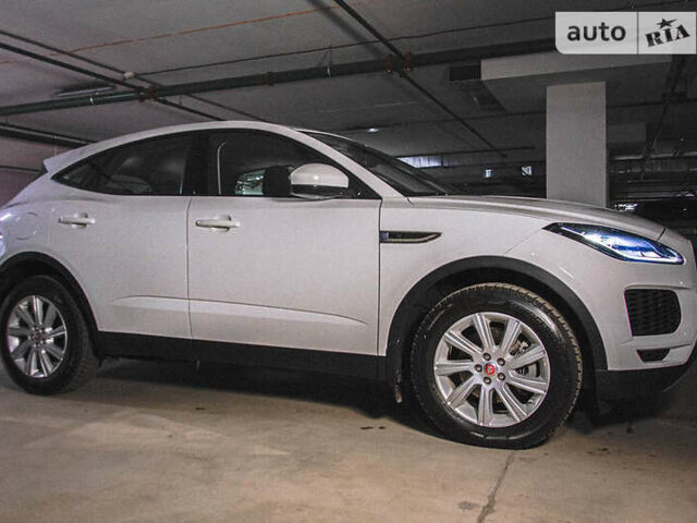 Ягуар E-Pace, объемом двигателя 2 л и пробегом 55 тыс. км за 34500 $, фото 6 на Automoto.ua