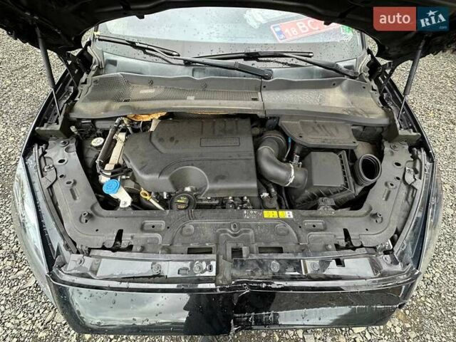 Ягуар E-Pace 2018 в Луцке на Automoto.ua Ягуар E-Pace, объемом двигателя 0 л и пробегом 142 тыс. км за 16200 $, фото 27 на Automoto.ua