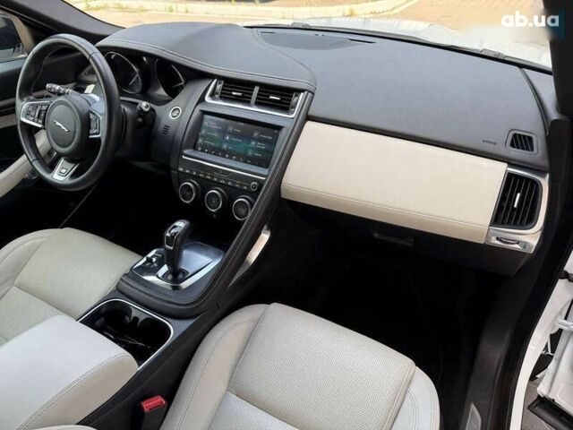 Ягуар E-Pace, объемом двигателя 2 л и пробегом 38 тыс. км за 23900 $, фото 24 на Automoto.ua