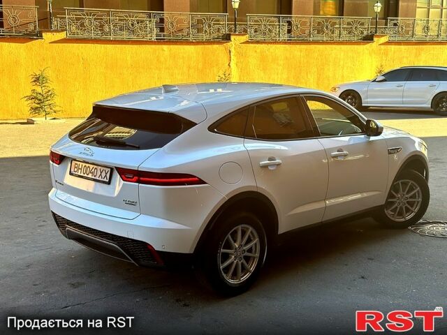 Ягуар E-Pace, объемом двигателя 2 л и пробегом 69 тыс. км за 25000 $, фото 2 на Automoto.ua