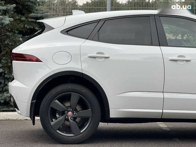 Ягуар E-Pace, об'ємом двигуна 2 л та пробігом 38 тис. км за 21500 $, фото 12 на Automoto.ua