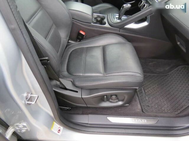 Ягуар E-Pace, объемом двигателя 2 л и пробегом 100 тыс. км за 21400 $, фото 22 на Automoto.ua