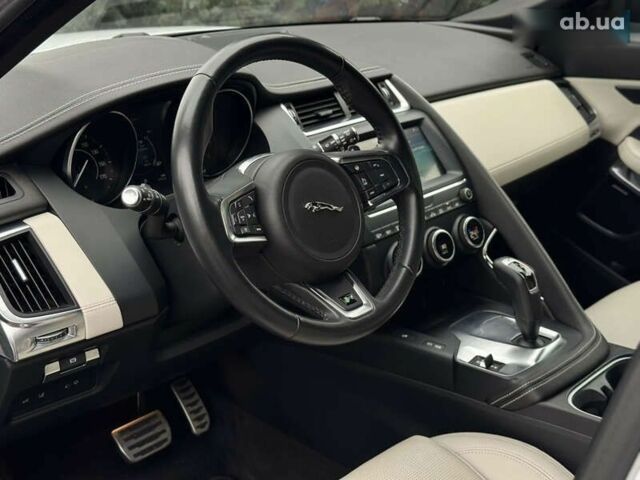 Ягуар E-Pace, об'ємом двигуна 2 л та пробігом 38 тис. км за 21500 $, фото 29 на Automoto.ua