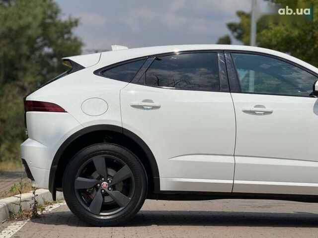 Ягуар E-Pace, объемом двигателя 2 л и пробегом 38 тыс. км за 23900 $, фото 15 на Automoto.ua