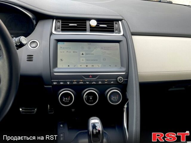 Ягуар E-Pace, объемом двигателя 2 л и пробегом 45 тыс. км за 26500 $, фото 10 на Automoto.ua