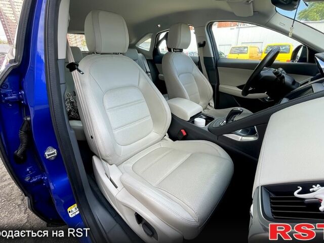 Ягуар E-Pace, объемом двигателя 2 л и пробегом 45 тыс. км за 26500 $, фото 8 на Automoto.ua