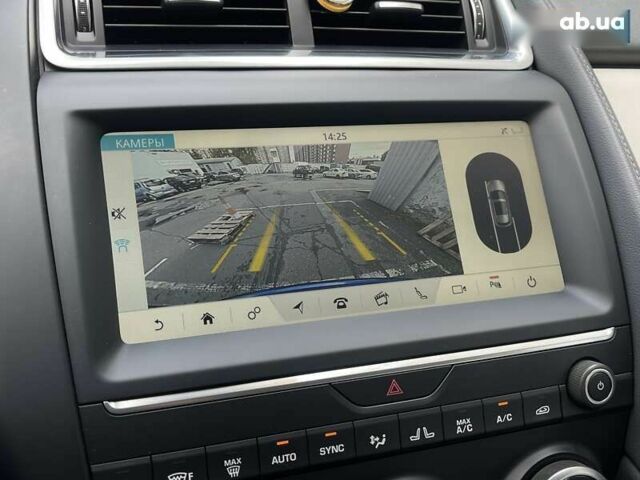 Ягуар E-Pace, объемом двигателя 2 л и пробегом 45 тыс. км за 32999 $, фото 17 на Automoto.ua
