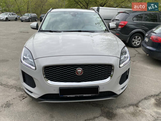 Серый Ягуар E-Pace, объемом двигателя 2 л и пробегом 31 тыс. км за 27500 $, фото 1 на Automoto.ua