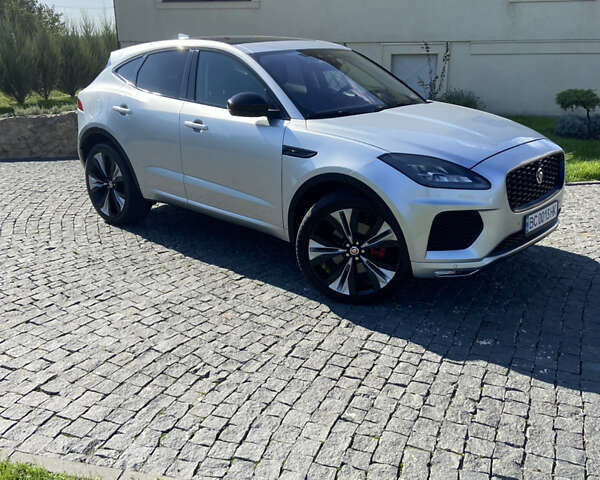 Серый Ягуар E-Pace, объемом двигателя 2 л и пробегом 67 тыс. км за 26000 $, фото 1 на Automoto.ua