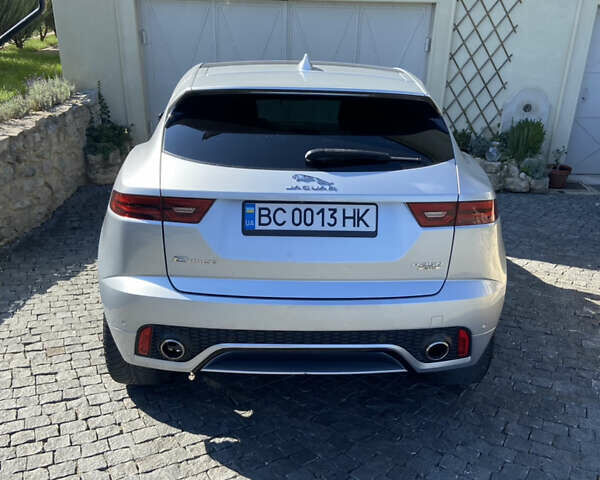 Серый Ягуар E-Pace, объемом двигателя 2 л и пробегом 67 тыс. км за 26000 $, фото 12 на Automoto.ua